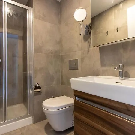 Stylish&freshly Furnished 1br W/ Parking #21b Istanbul