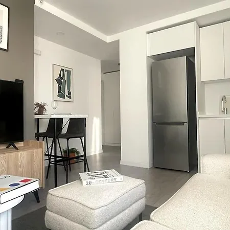 アパート Stylish&freshly Furnished 1br W/ Parking #21b イスタンブール