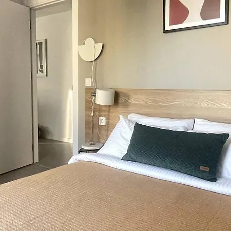 アパート Stylish&freshly Furnished 1br W/ Parking #21b